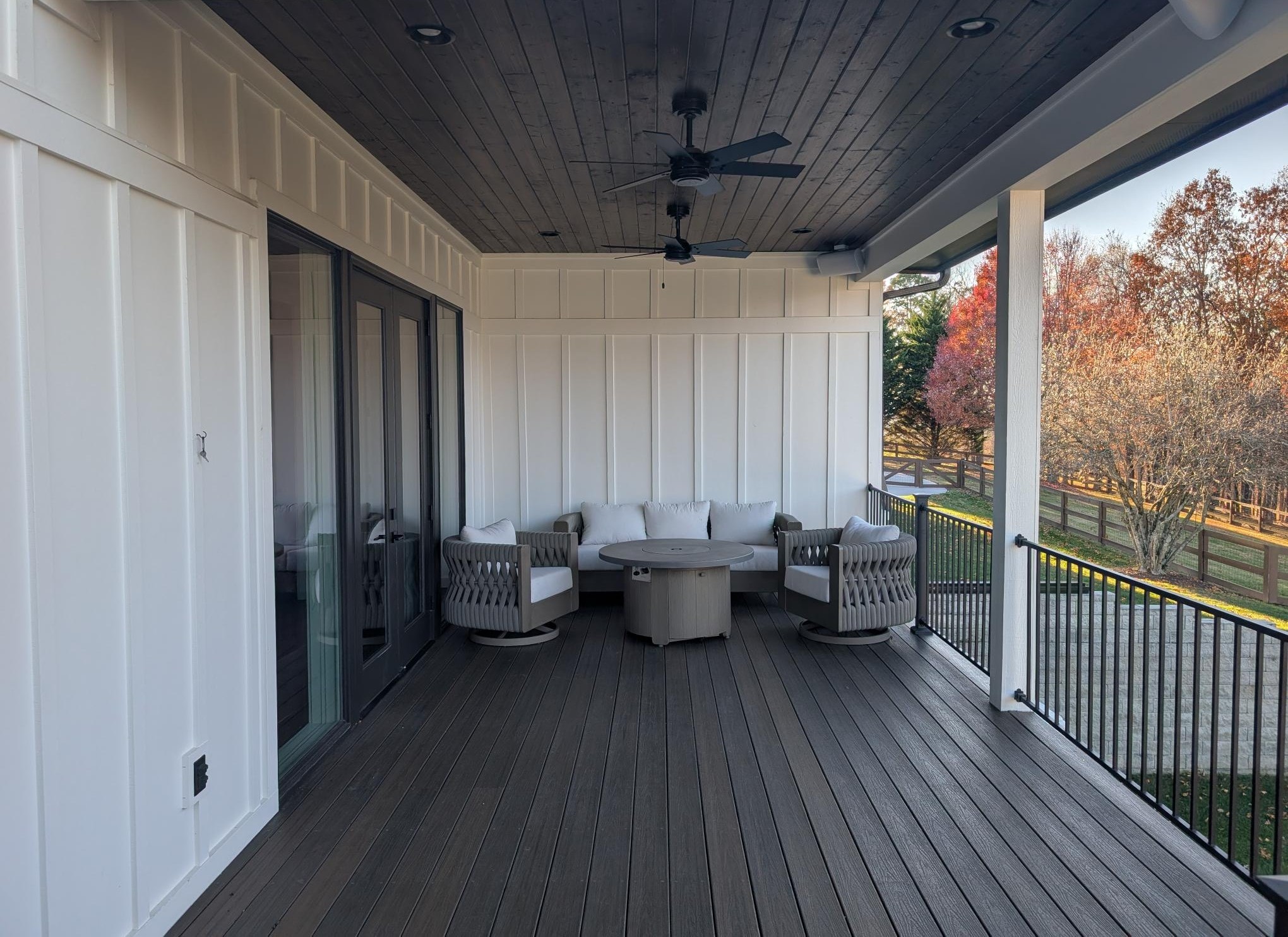 Custom deck project in Clinton, TN by Volunteer Decks